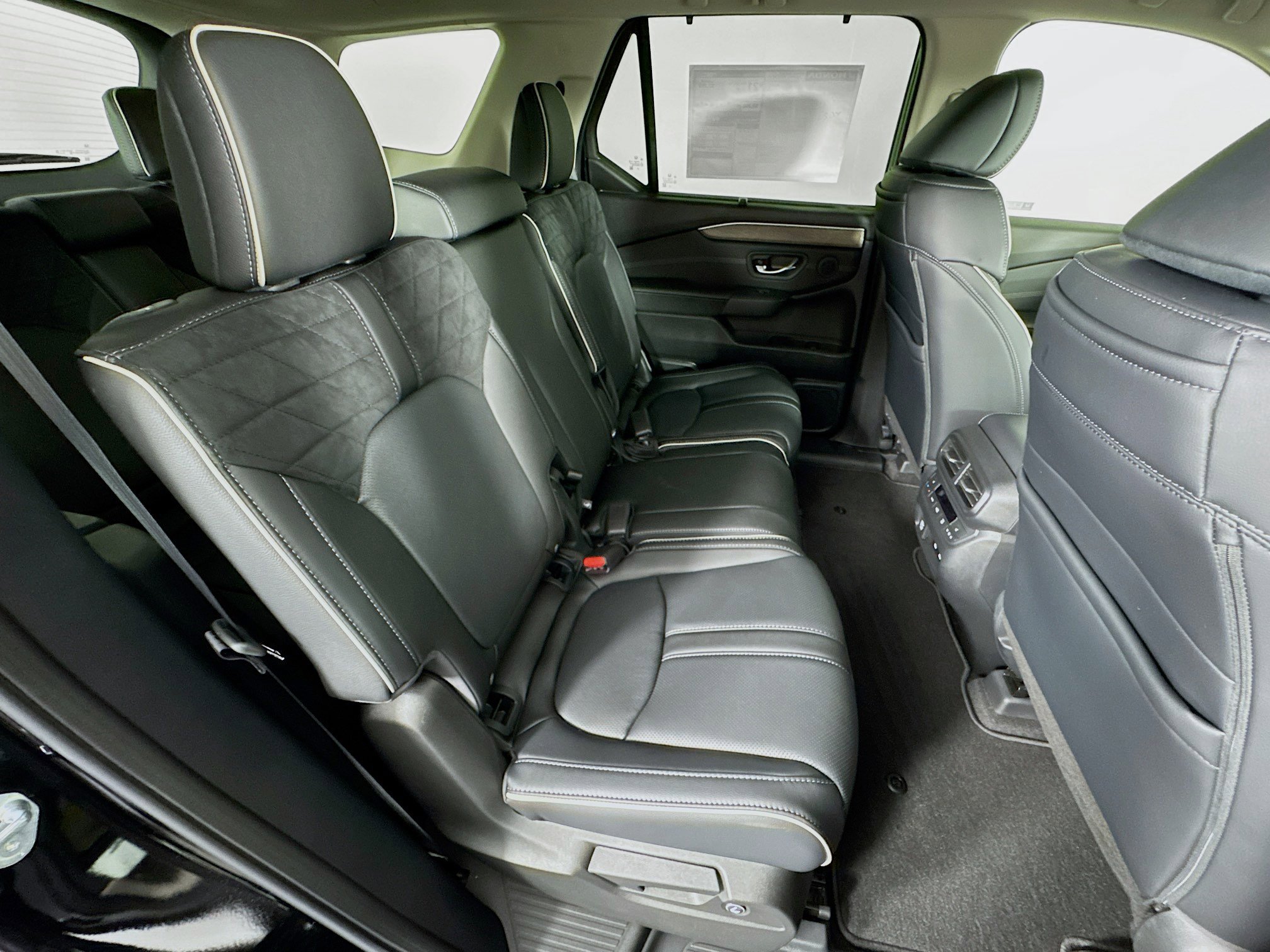 New 2026 Honda Pilot Elite image 30
