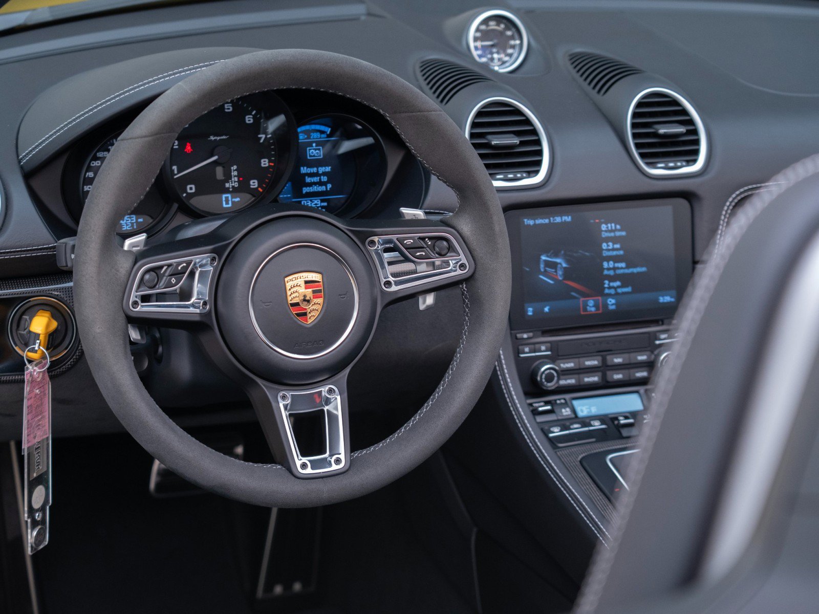 Certified 2023 Porsche 718 Boxster Spyder RWD image 20