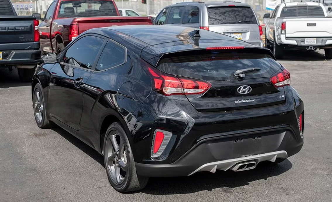 Used 2020 Hyundai Veloster 2.0 FWD image 7