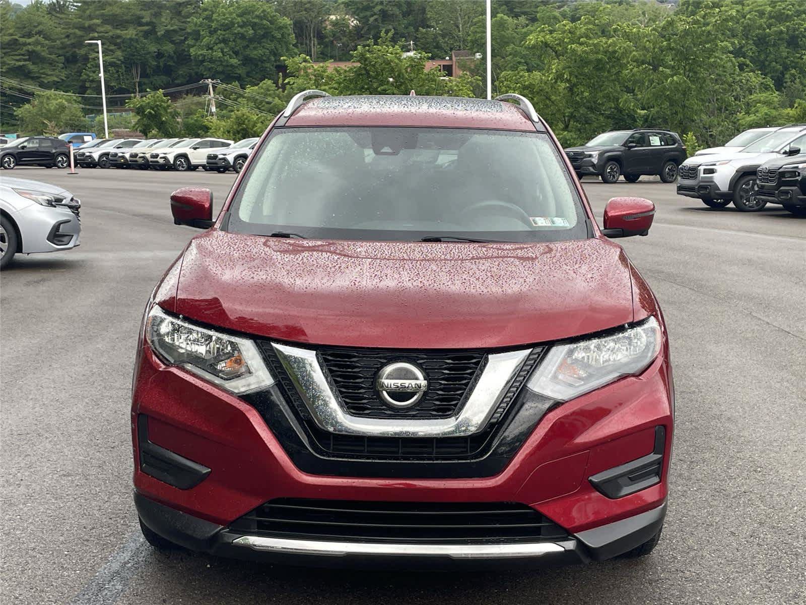 Used 2019 Nissan Rogue SV w/ Sun & Sound Touring Package AWD/4WD image 8