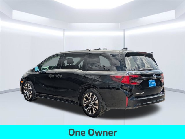 Used 2025 Honda Odyssey Elite image 4