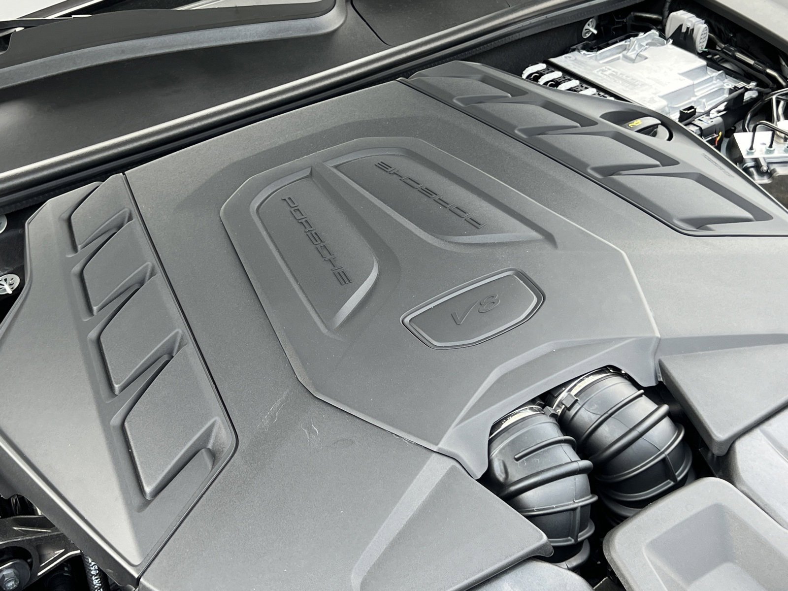 Certified 2025 Porsche Cayenne GTS image 35