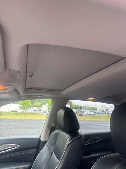 Used 2017 INFINITI QX60 Luxe w/ Premium Plus Package AWD/4WD image 6