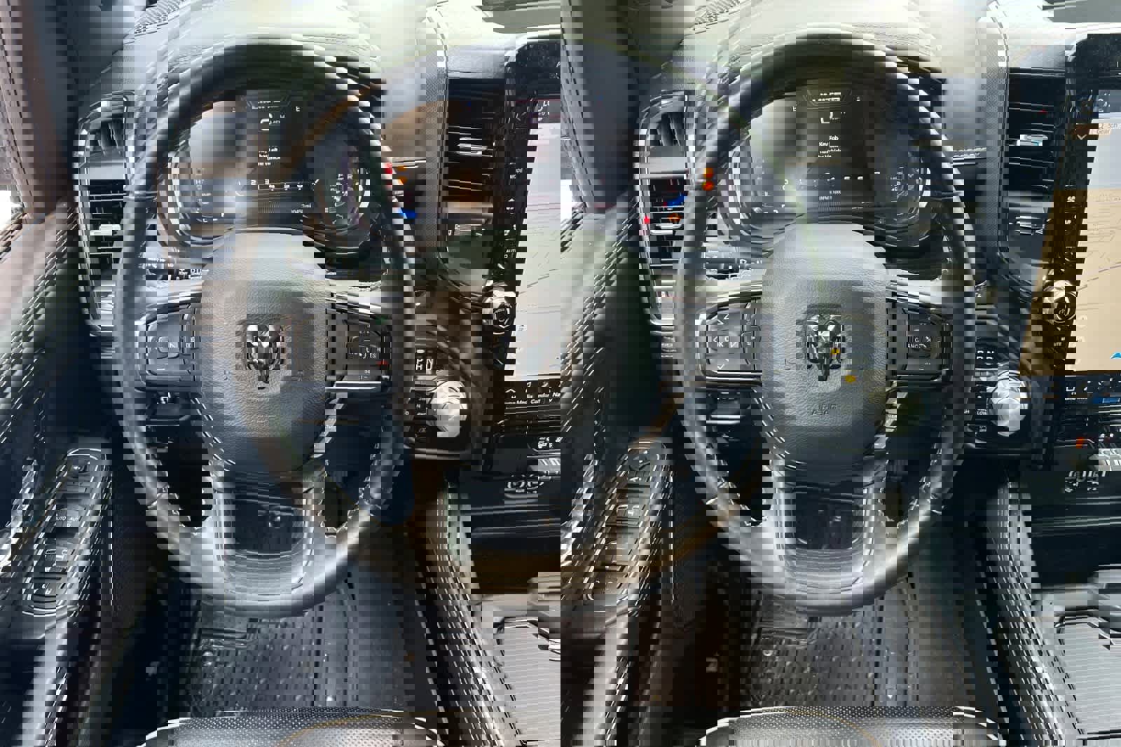 Used 2023 RAM 1500 Limited image 14