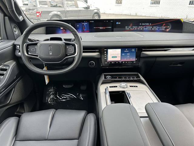 New 2027 Lincoln Navigator Reserve w/ Jet Appearance Package AWD/4WD image 31