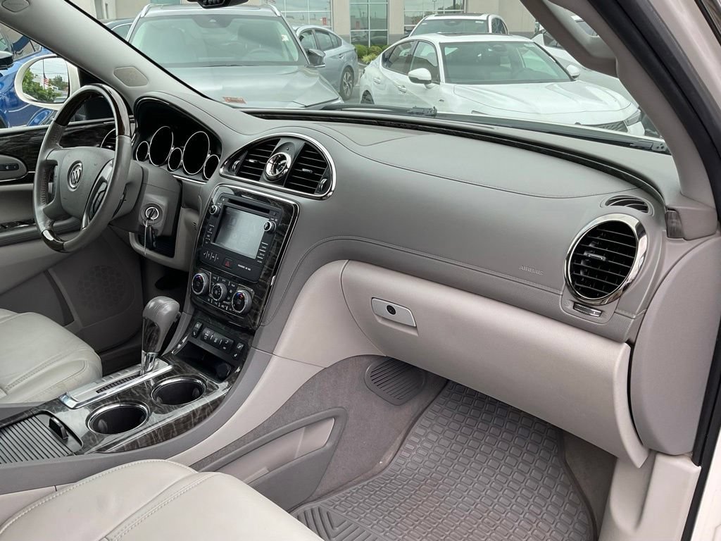 Used 2013 Buick Enclave Leather FWD image 17