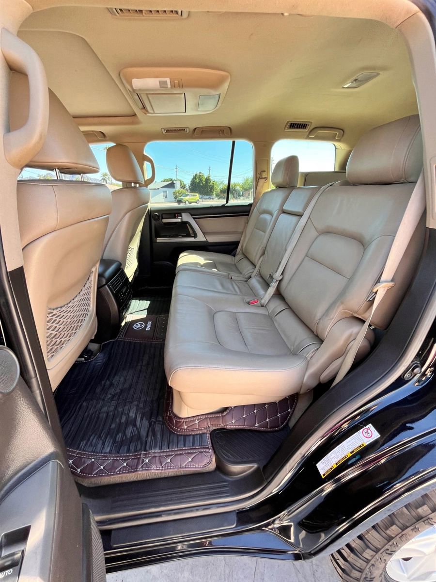 Used 2008 Toyota Land Cruiser image 35