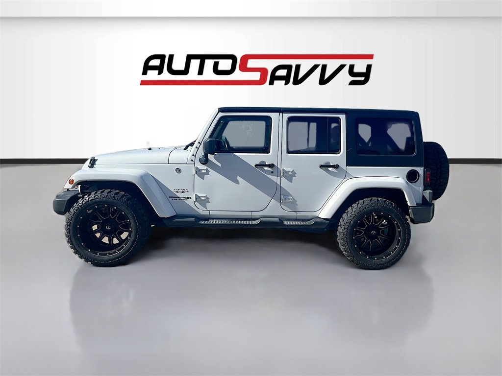Used 2018 Jeep Wrangler Unlimited Sahara image 4