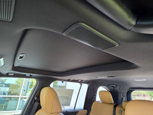 New 2026 Lexus LX 700h Luxury AWD/4WD image 7