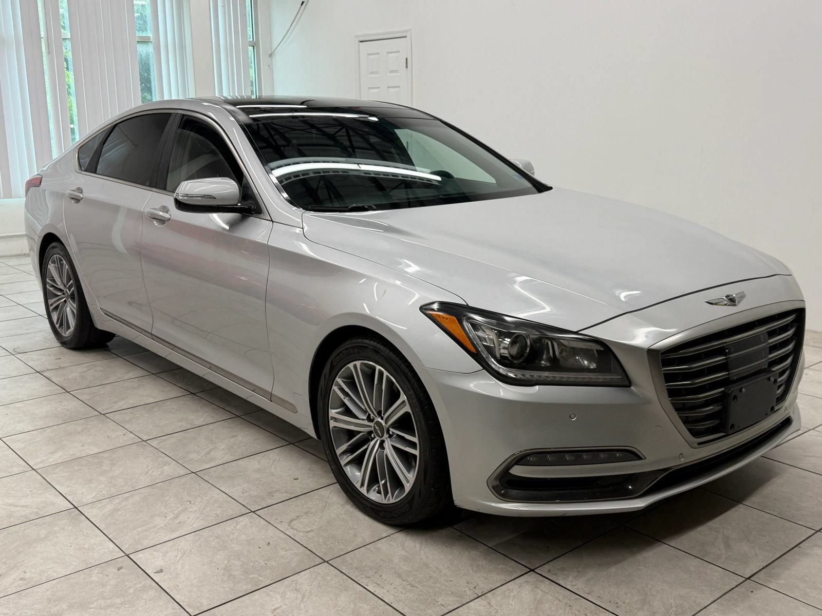 Used 2018 Genesis G80 3.8 w/ Option Group 02