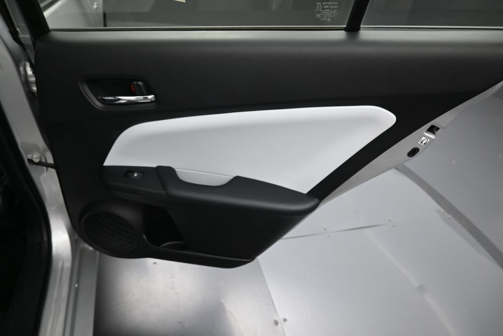 Certified 2018 Toyota Prius Four w/ Advanced Technology Package FWD image 33