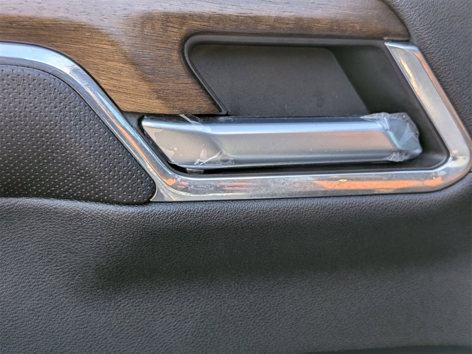 Used 2023 Chevrolet Silverado 1500 High Country image 27