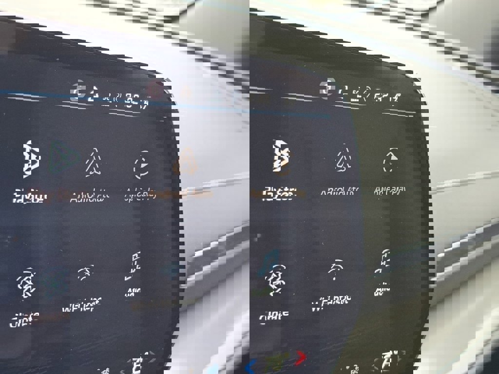 New 2026 Chevrolet Traverse LT w/ Midnight/Sport Edition image 4