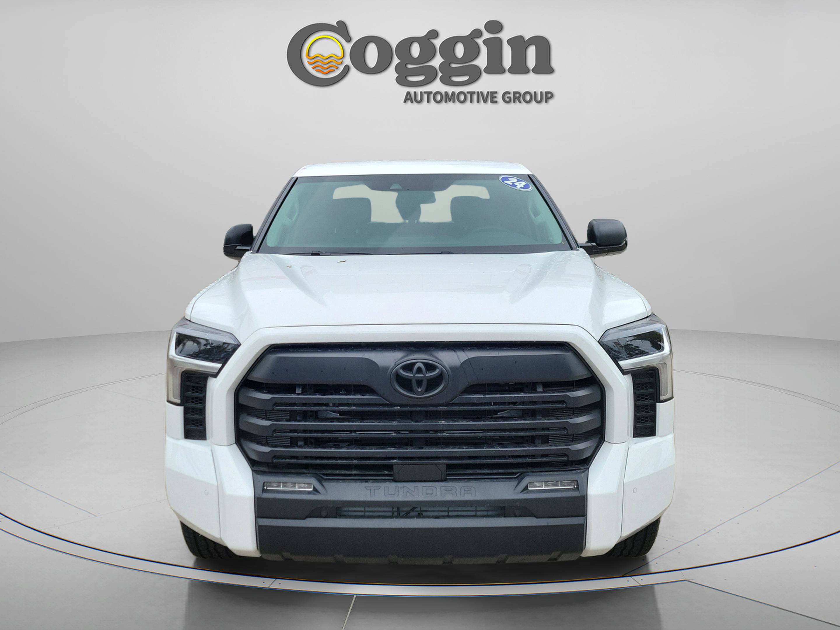Used 2024 Toyota Tundra SR5 w/ SR5 Convenience Package image 5