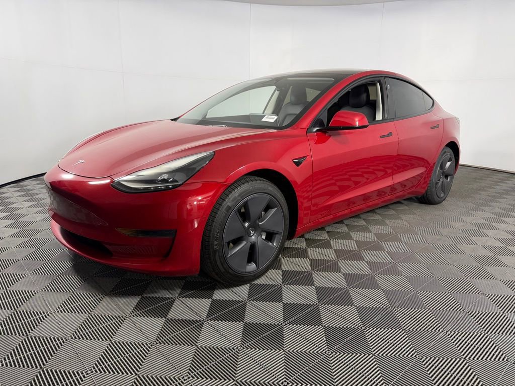 Used 2022 Tesla Model 3 image 2