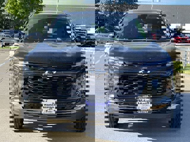 Used 2025 Chevrolet Trax ACTIV w/ Driver Confidence Package image 7