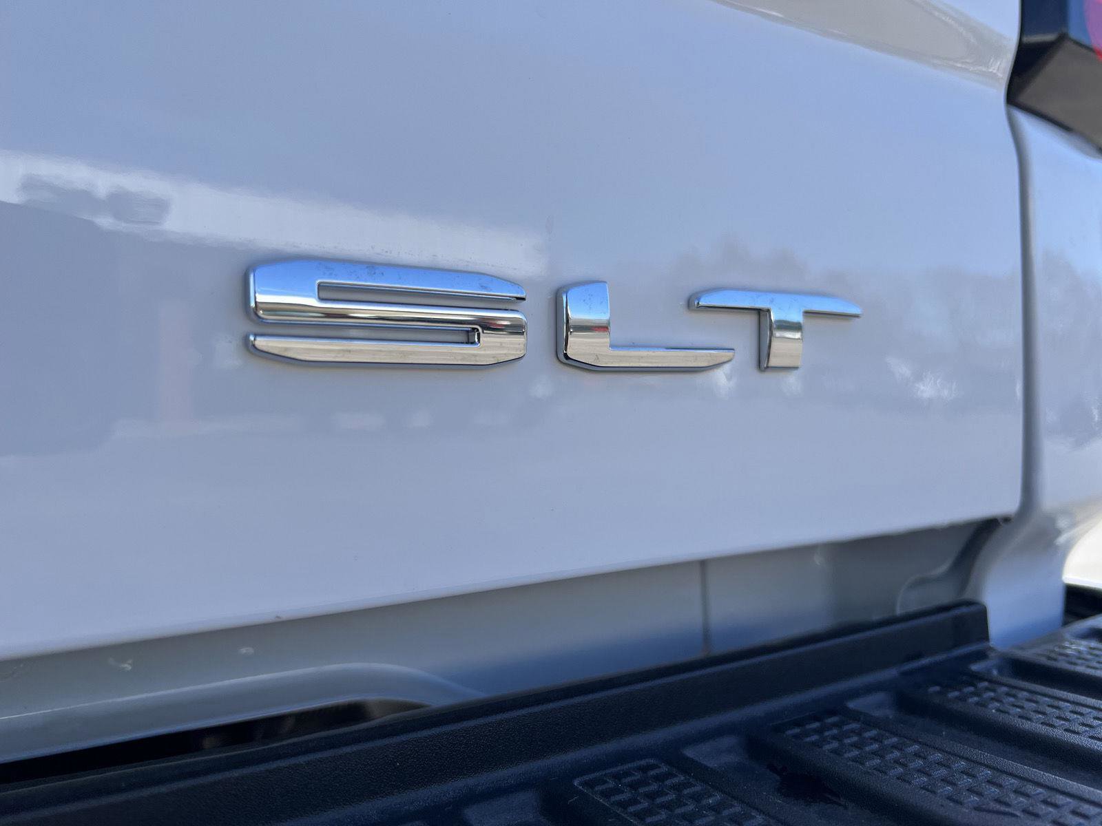 New 2026 GMC Sierra 1500 SLT w/ SLT Premium Plus Package image 9