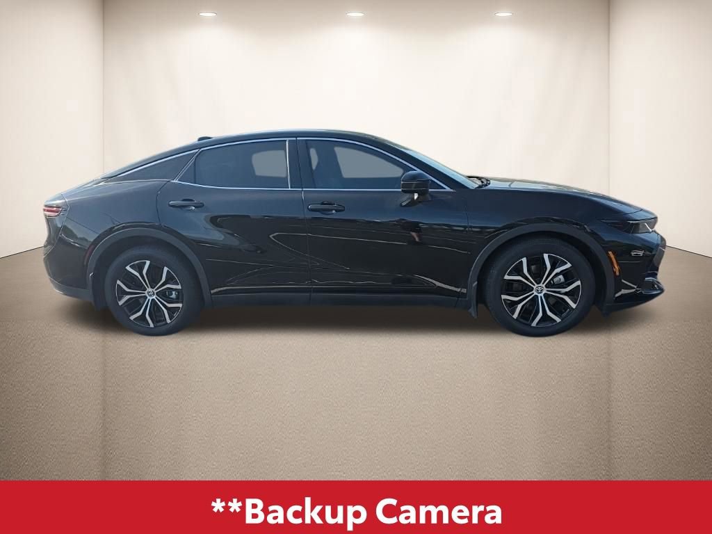 Used 2024 Toyota Crown Limited image 4