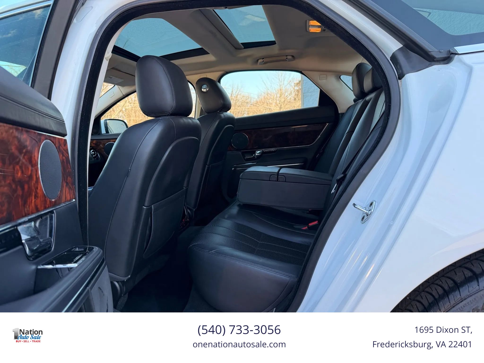 Used 2011 Jaguar XJ RWD image 19