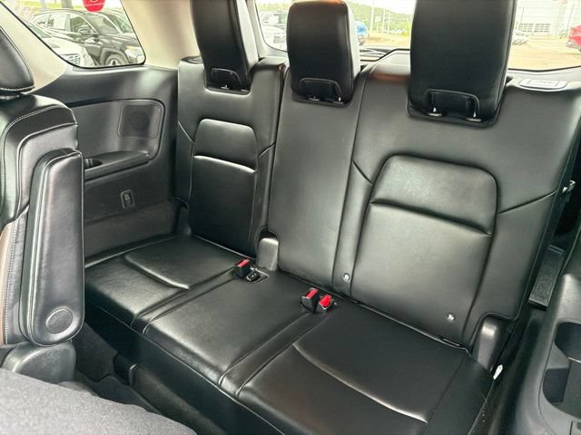 Certified 2025 Nissan Pathfinder Platinum AWD/4WD image 22