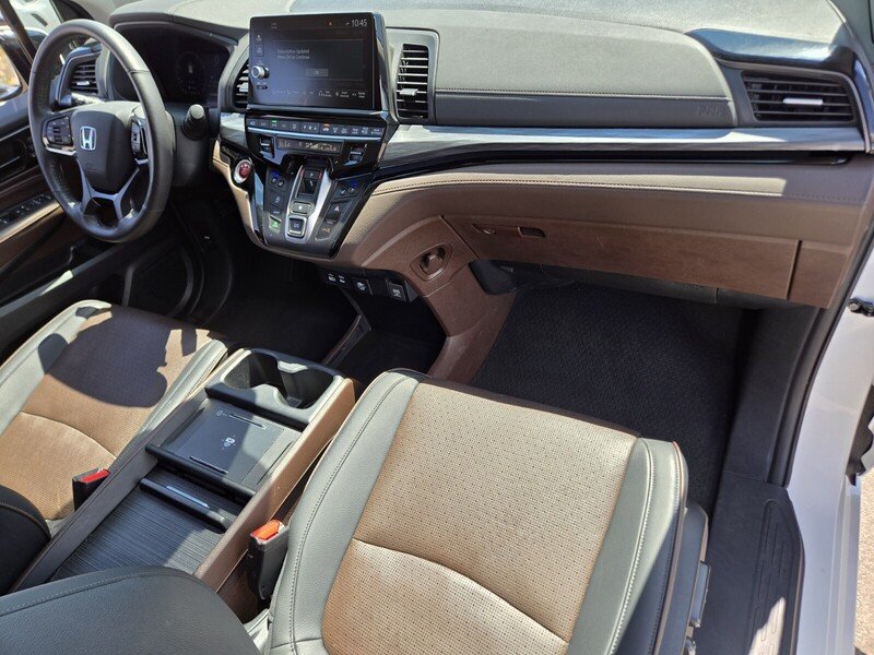 Used 2025 Honda Odyssey Elite image 18
