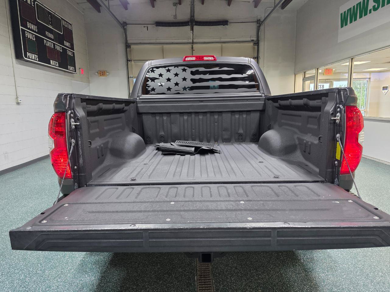 Used 2018 Toyota Tundra SR5 w/ SR5 Upgrade Package RWD image 21