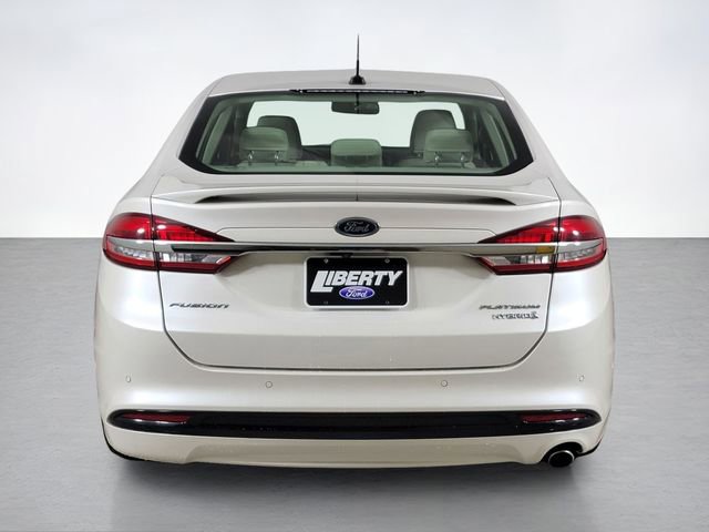 Used 2018 Ford Fusion Platinum FWD image 4