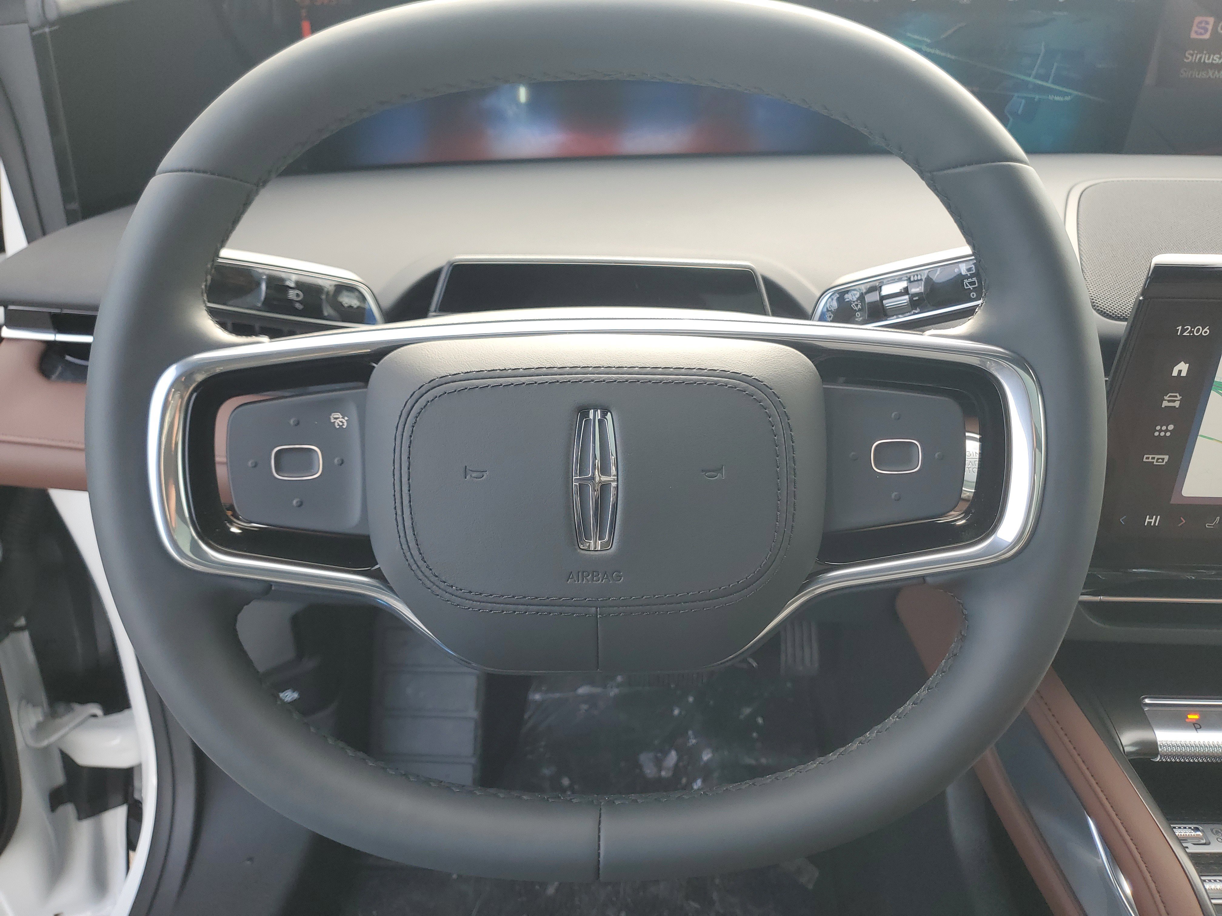 New 2026 Lincoln Nautilus Reserve w/ Jet Appearance Package image 16