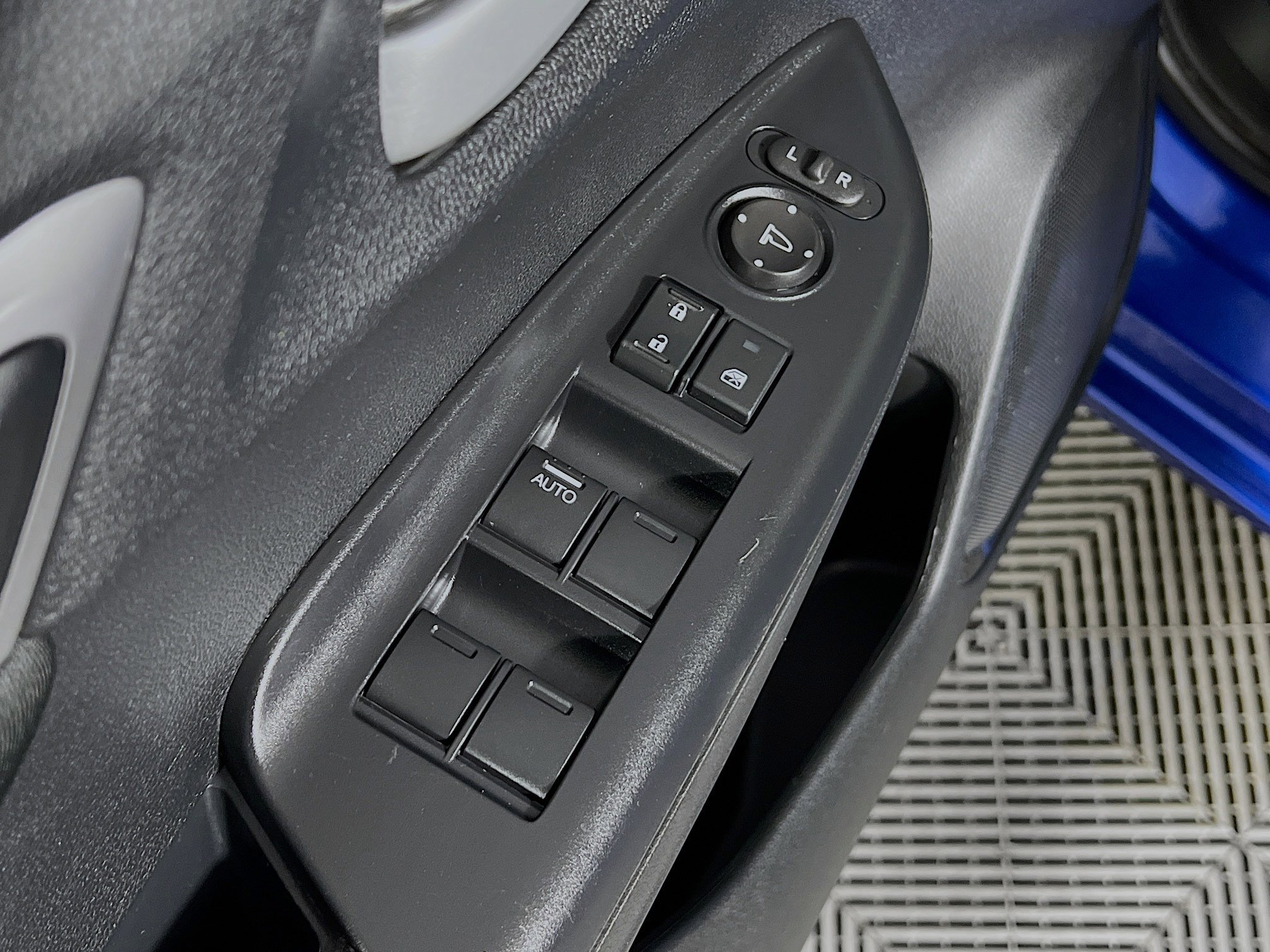 Used 2020 Honda Fit LX image 18