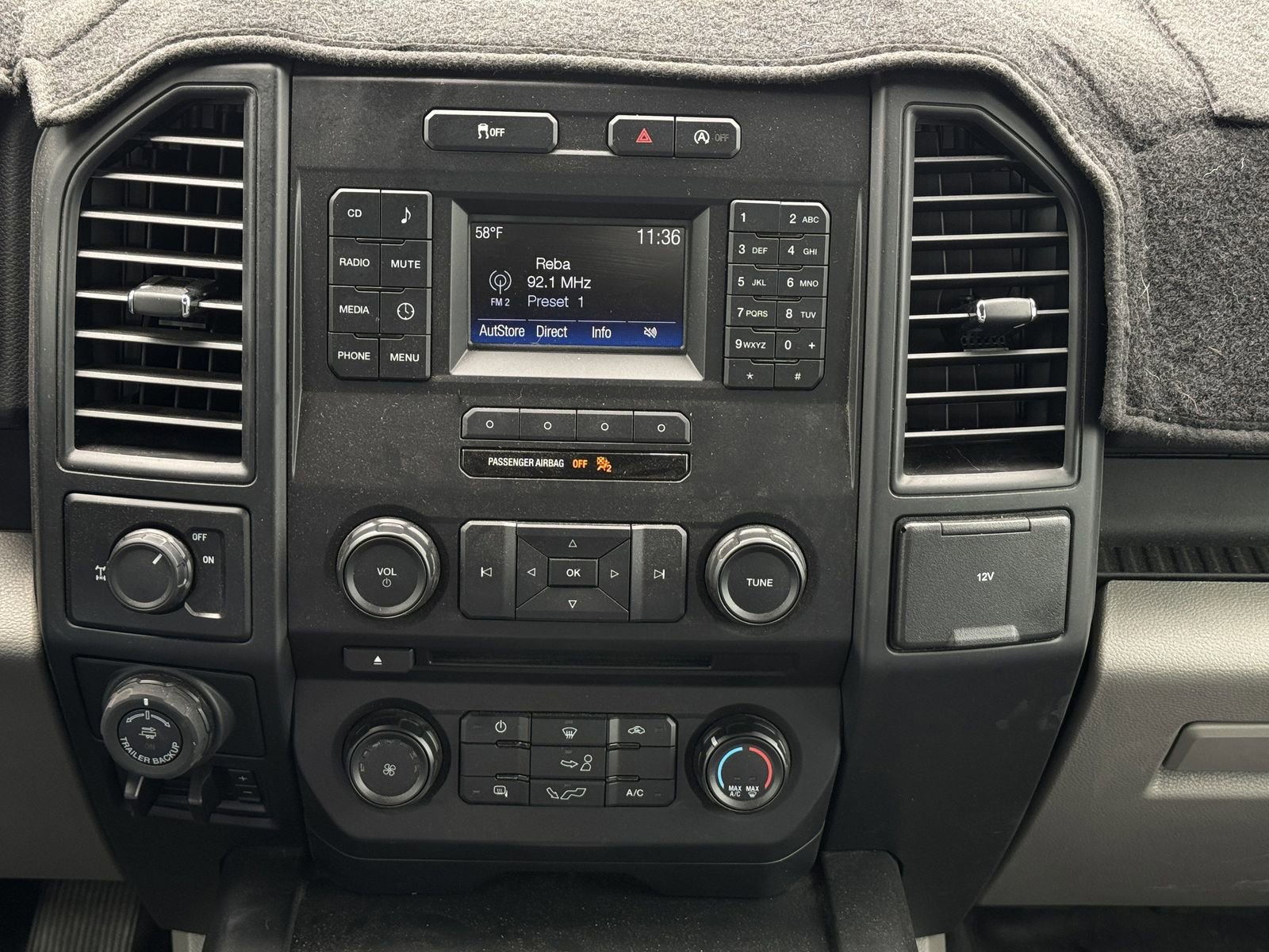 Used 2017 Ford F150 XL w/ Equipment Group 101A Mid RWD image 19