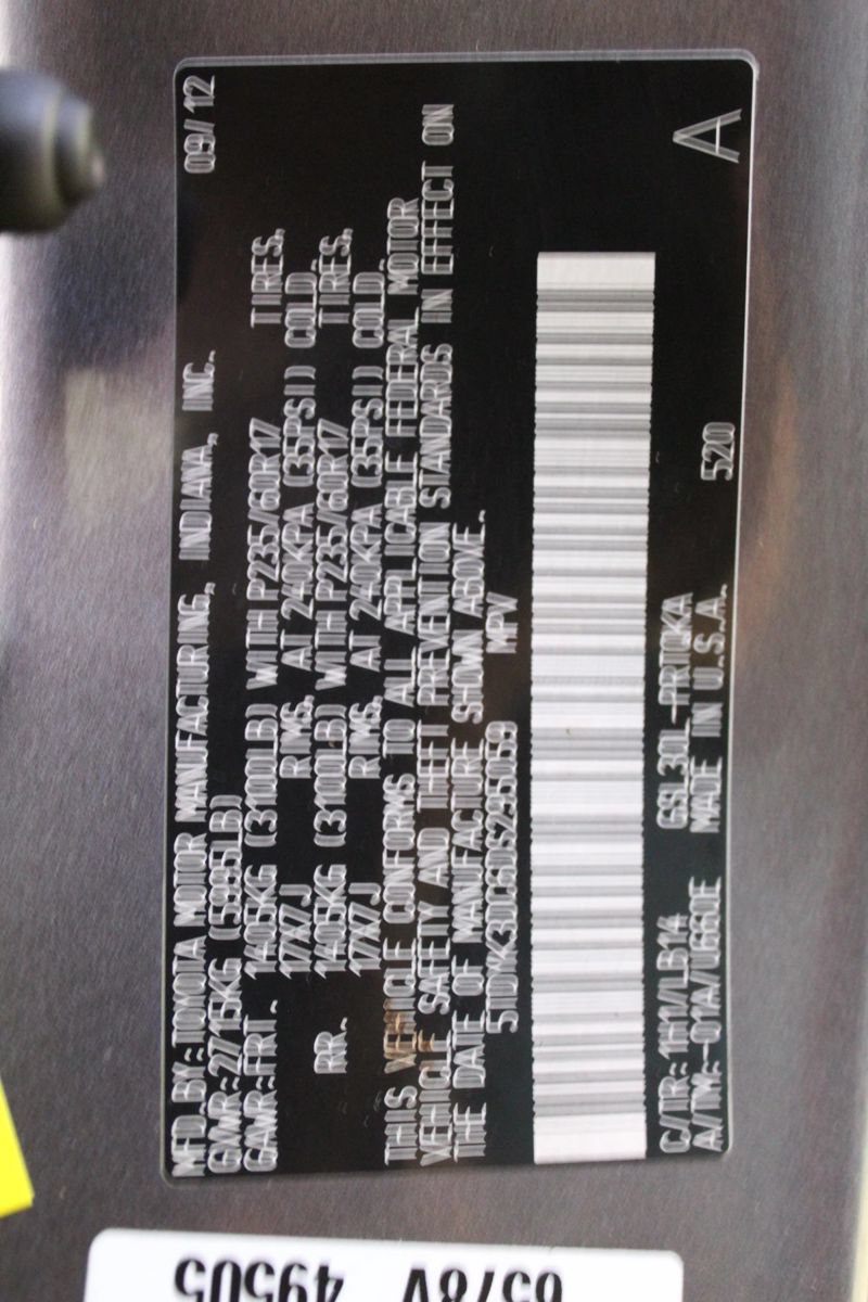 Used 2013 Toyota Sienna XLE FWD image 41