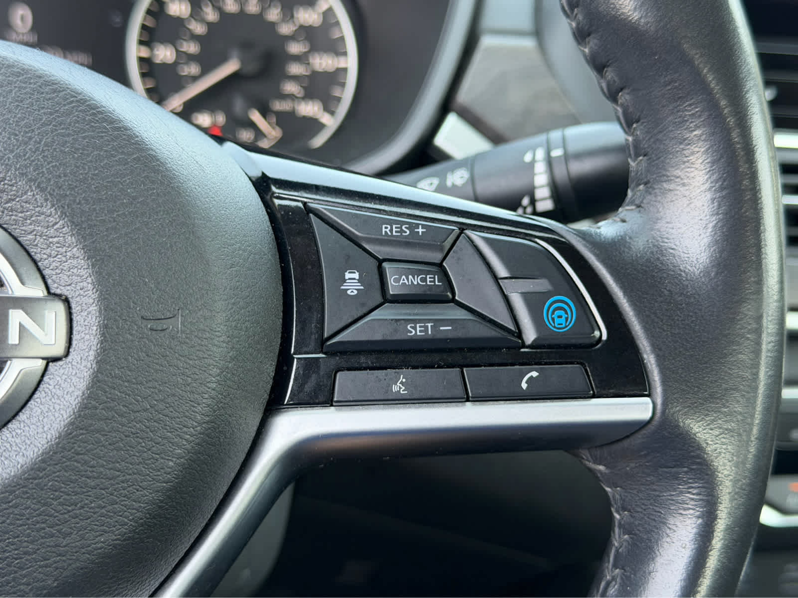 Used 2024 Nissan Altima 2.5 SV w/ SV Premium Package AWD/4WD image 27