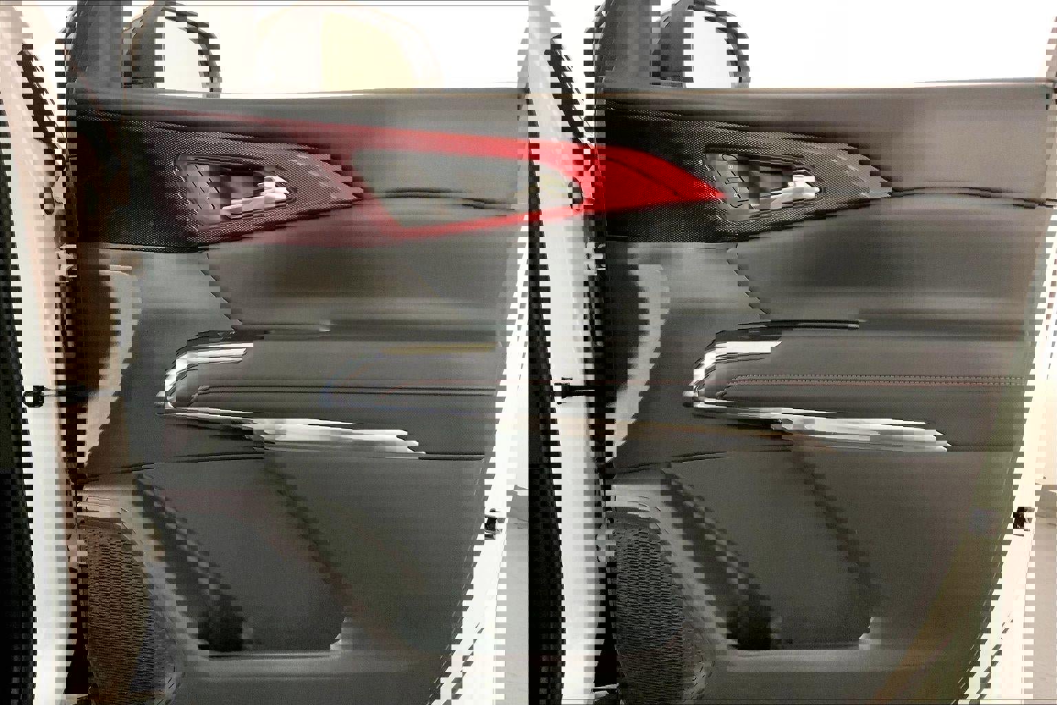 Used 2025 Chevrolet Traverse Z71 w/ Driver Confidence Package image 26