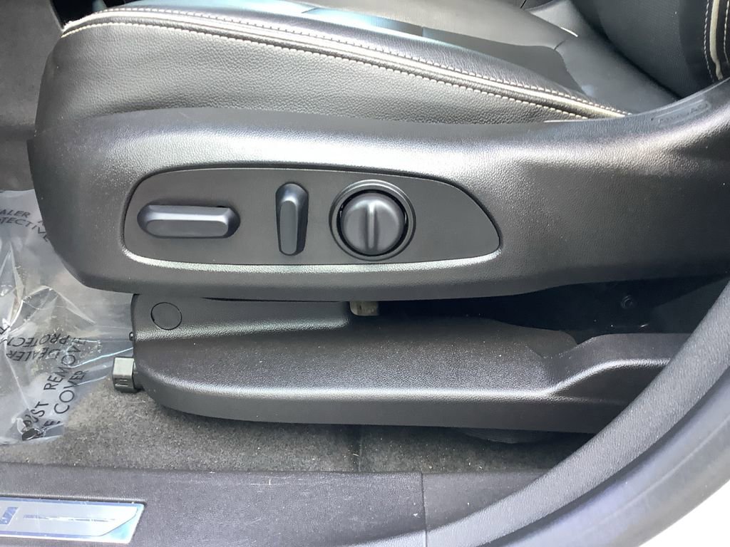 Used 2019 GMC Terrain Denali w/ Advanced Safety Package image 25