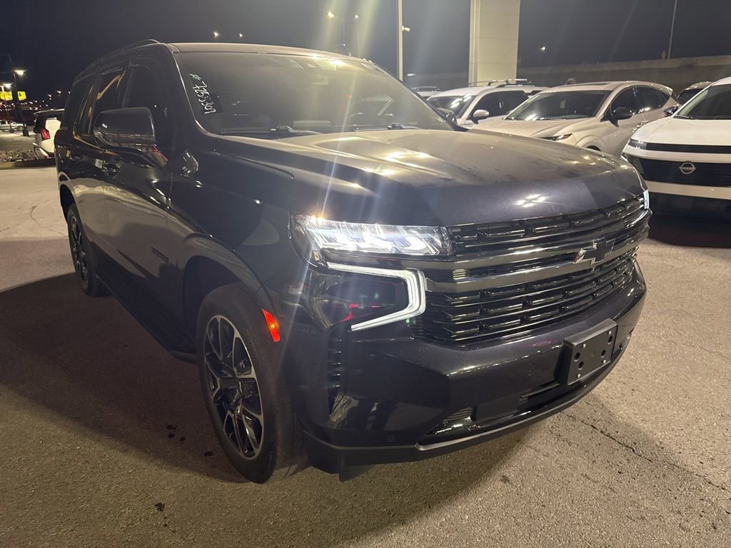 Used 2022 Chevrolet Tahoe RST w/ Luxury Package image 3