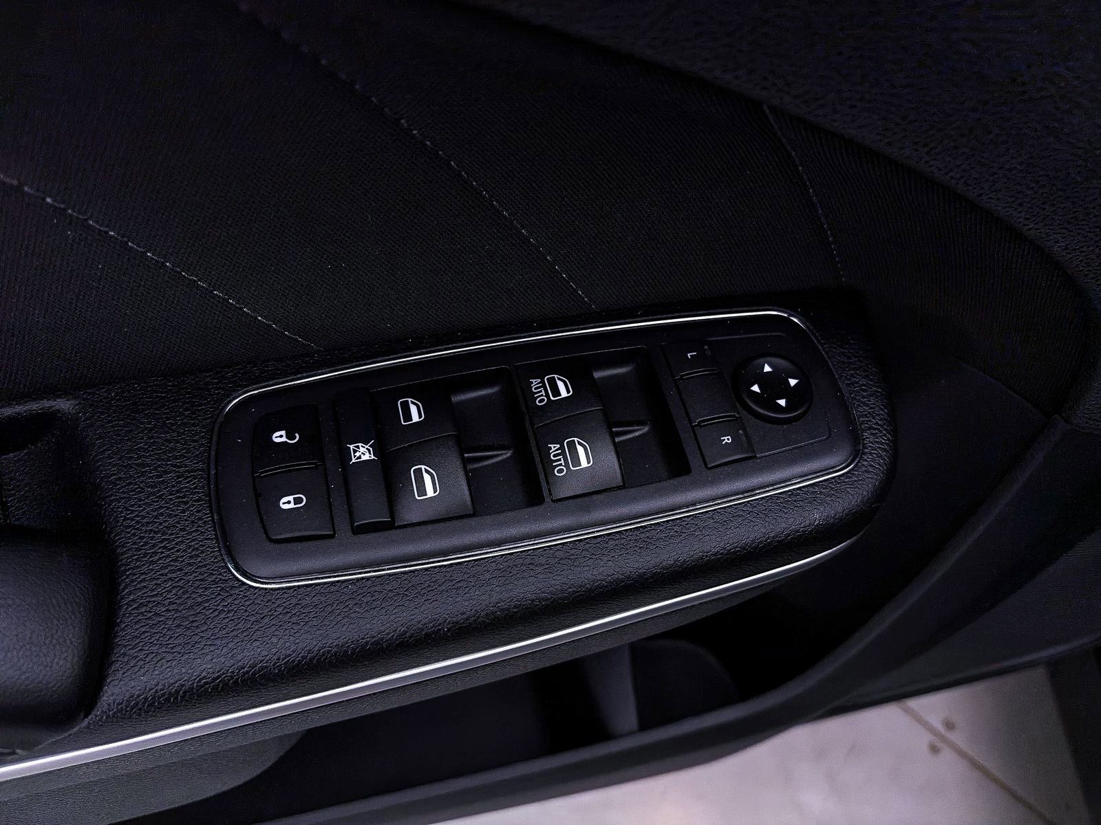 Used 2019 Dodge Charger Scat Pack image 17