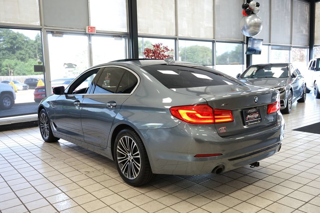 Used 2018 BMW 530i xDrive AWD/4WD image 4