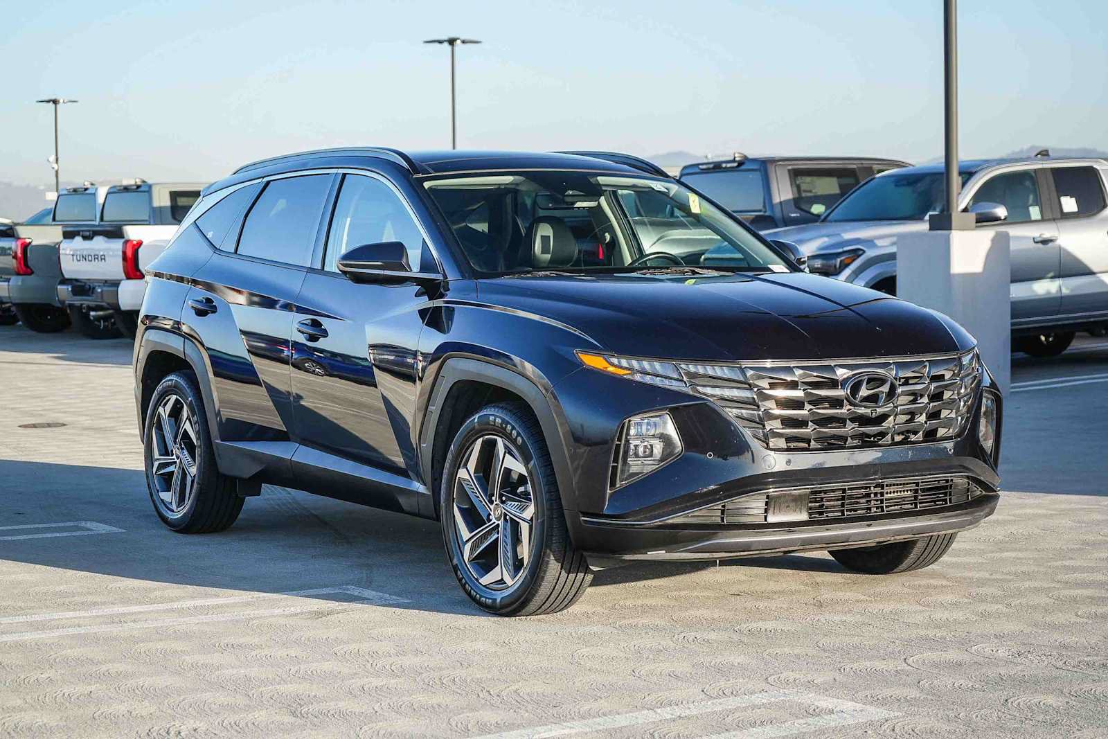 Used 2022 Hyundai Tucson Limited AWD/4WD image 3