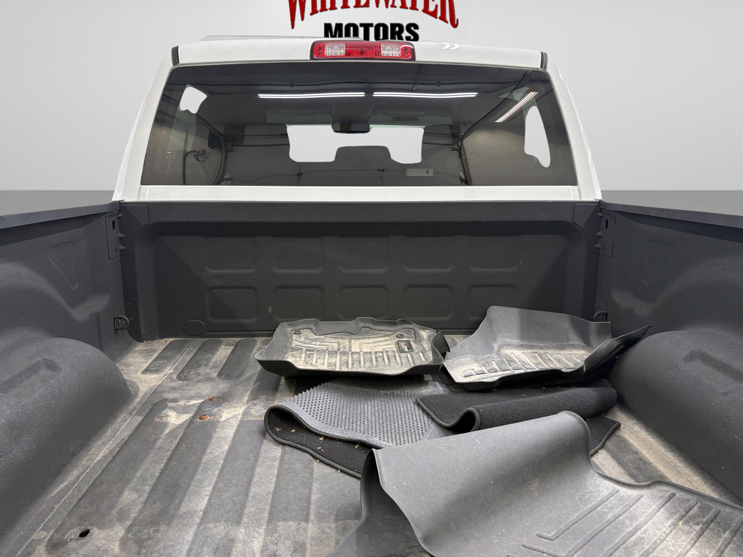 Used 2014 RAM 2500 Tradesman w/ Chrome Appearance Group image 9