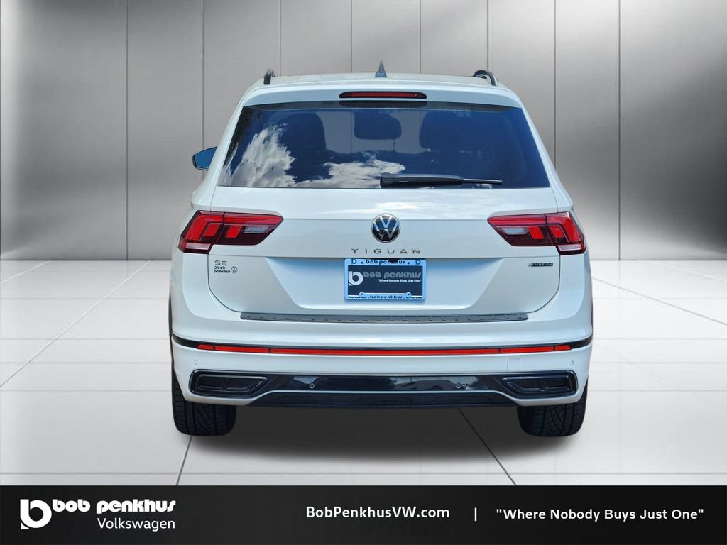 Used 2023 Volkswagen Tiguan SE R-Line AWD/4WD image 26