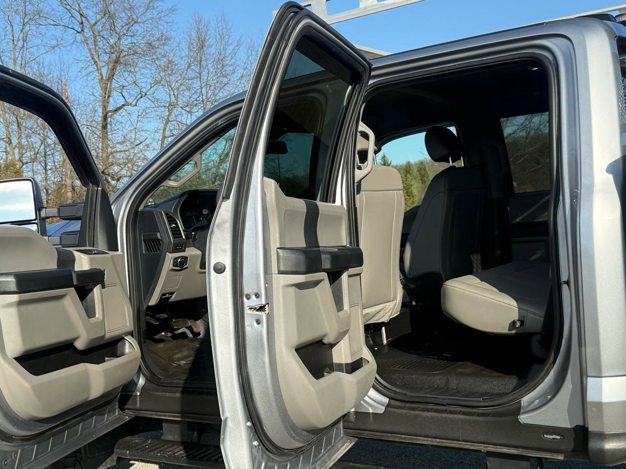 Used 2022 Ford F350 XL w/ Power Equipment Group image 14