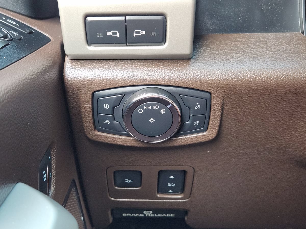 Used 2019 Ford F350 King Ranch w/ King Ranch Ultimate Package AWD/4WD image 43