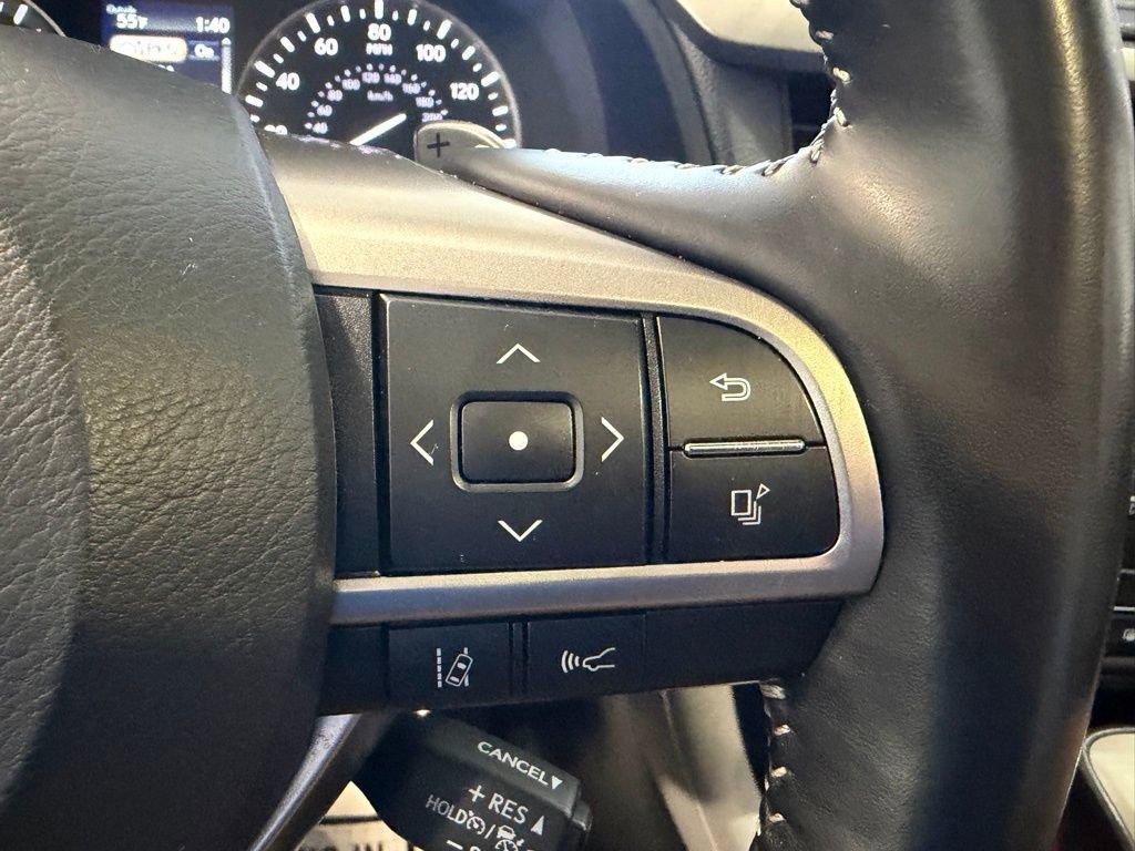 Used 2022 Lexus RX 350L Premium w/ Premium Package image 24