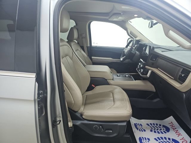 Used 2024 Ford Expedition Limited AWD/4WD image 24