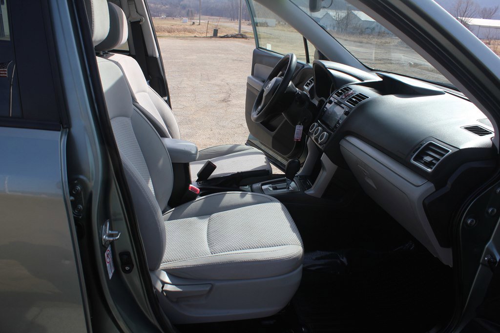 Used 2015 Subaru Forester 2.5i Premium w/ All-Weather Package image 35
