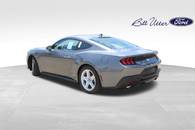 New 2026 Ford Mustang Coupe RWD image 4