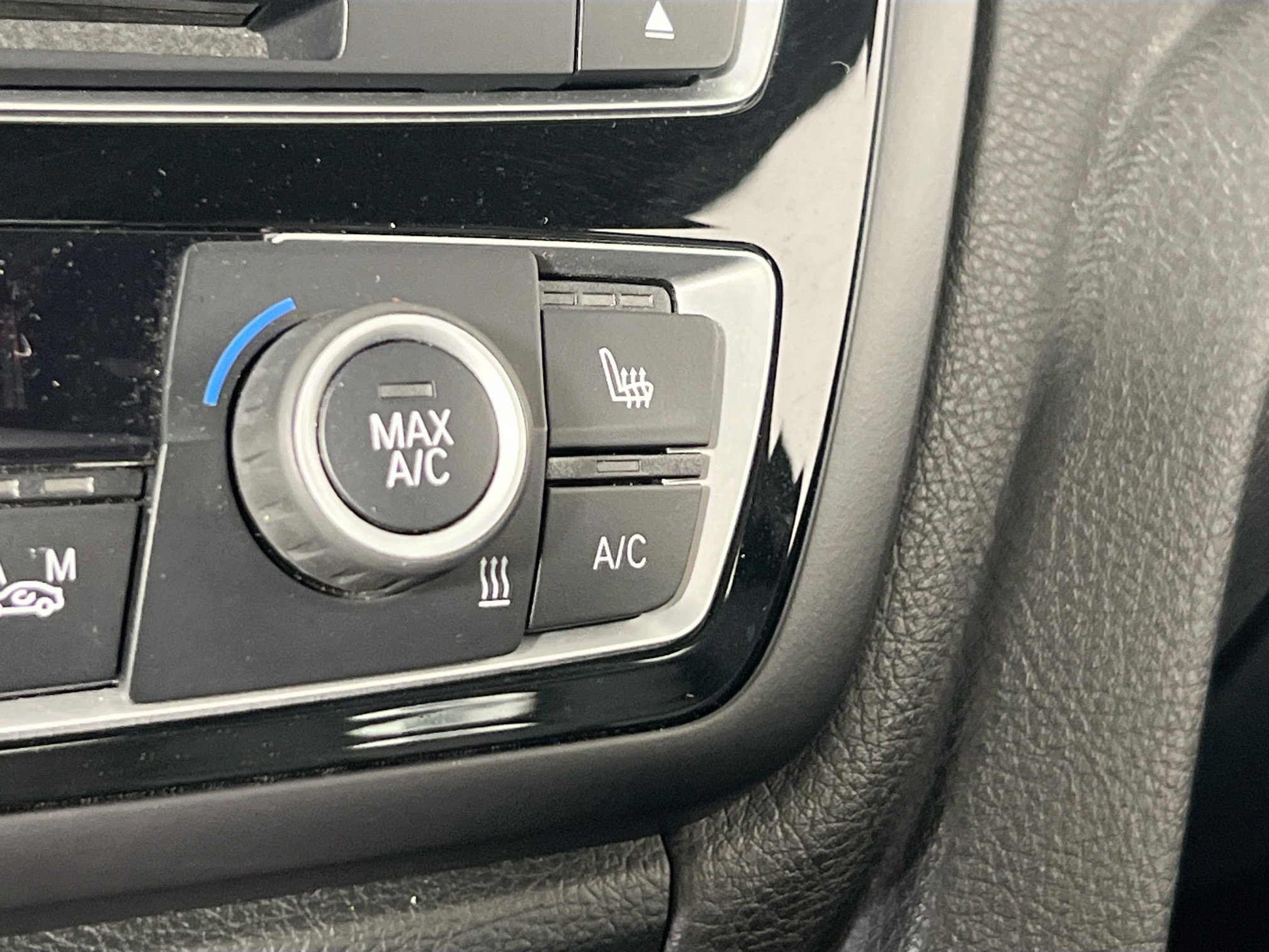 Used 2015 BMW M4 image 20