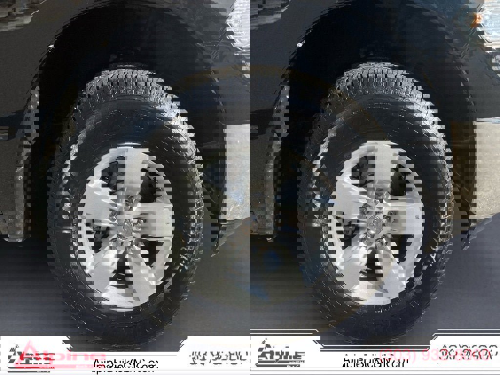 Used 2024 RAM 1500 Classic SLT image 14