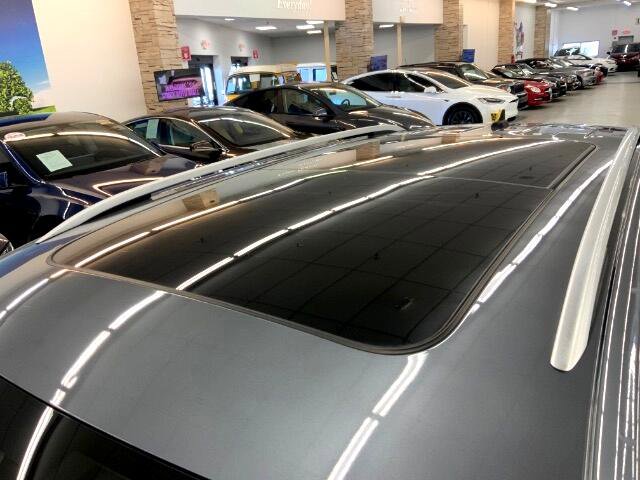 Used 2019 Volkswagen Tiguan SEL Premium image 8