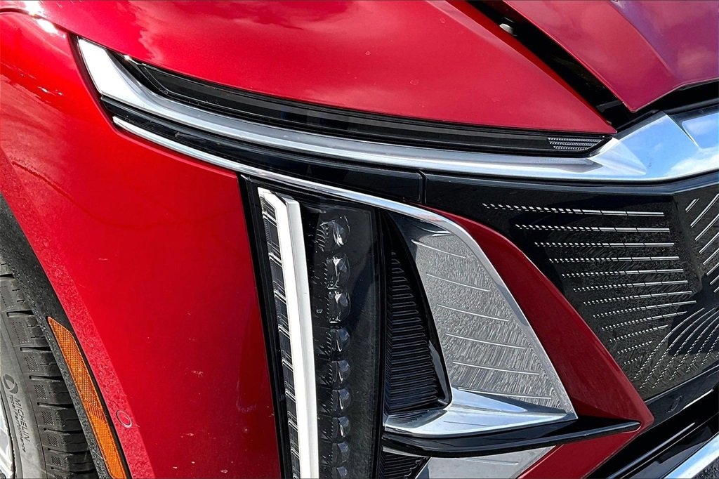 Used 2024 Cadillac Lyriq Luxury image 29